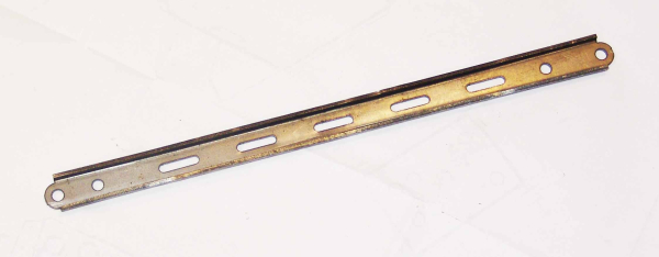 LU070443_1.jpg